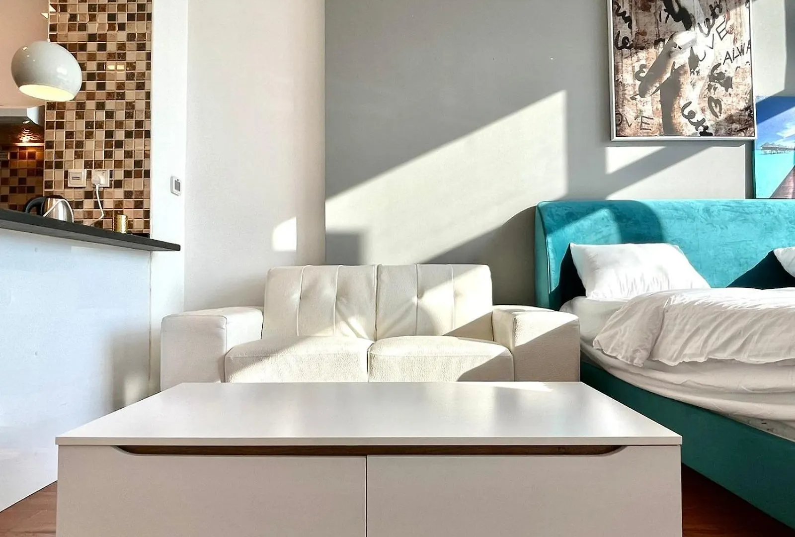 Studio Apartment In Jumeriah Village Triangle District 2 Ντουμπάι